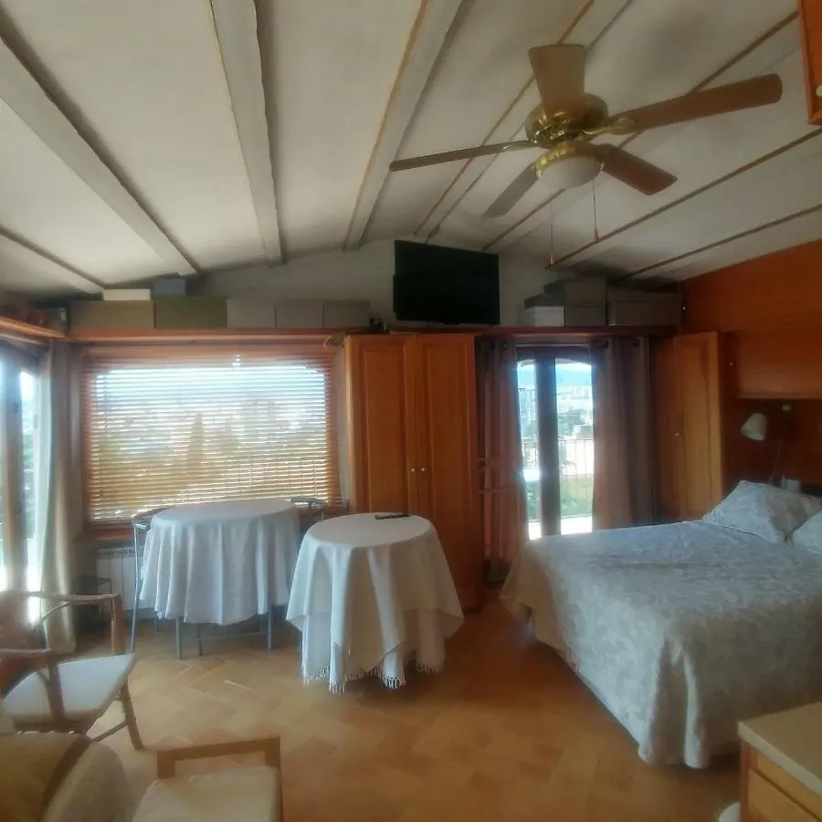 Vila Navicgirona Španělsko